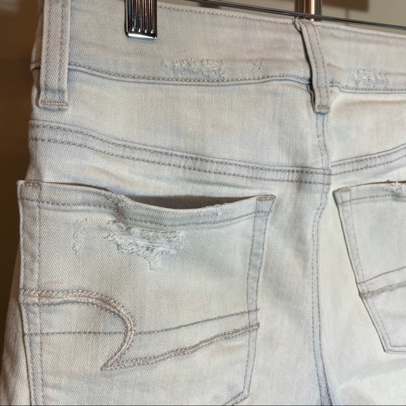AEO hi-rise shortie ripped shorts - Picture 4 of 5